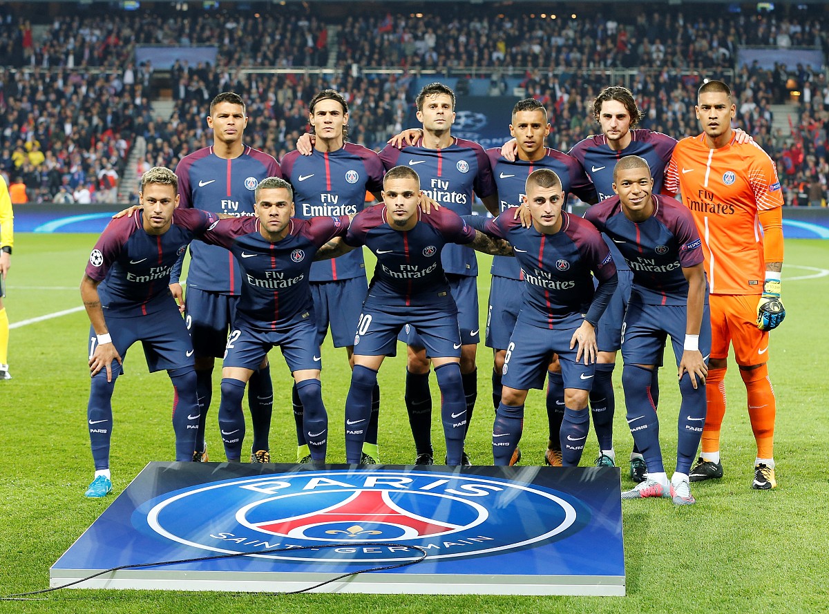 关于阿贾克斯发布备战花絮，清晨主帅复盘，法甲任务艰巨，球队文化再被提及的信息